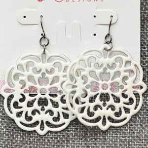 Premier Designs, "Doily" Earring
